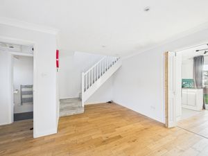 Photo 16- click for photo gallery